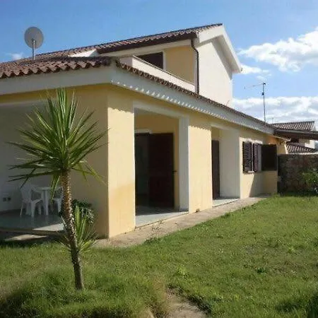 Holiday home Villino Vicino Al Mare Budoni